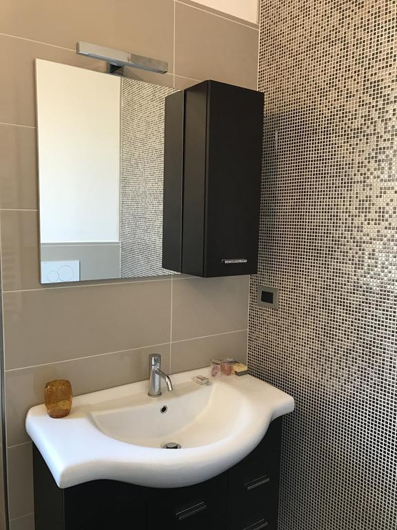 Mario Al Borgo Hotel San Benedetto del Tronto Bagian luar foto
