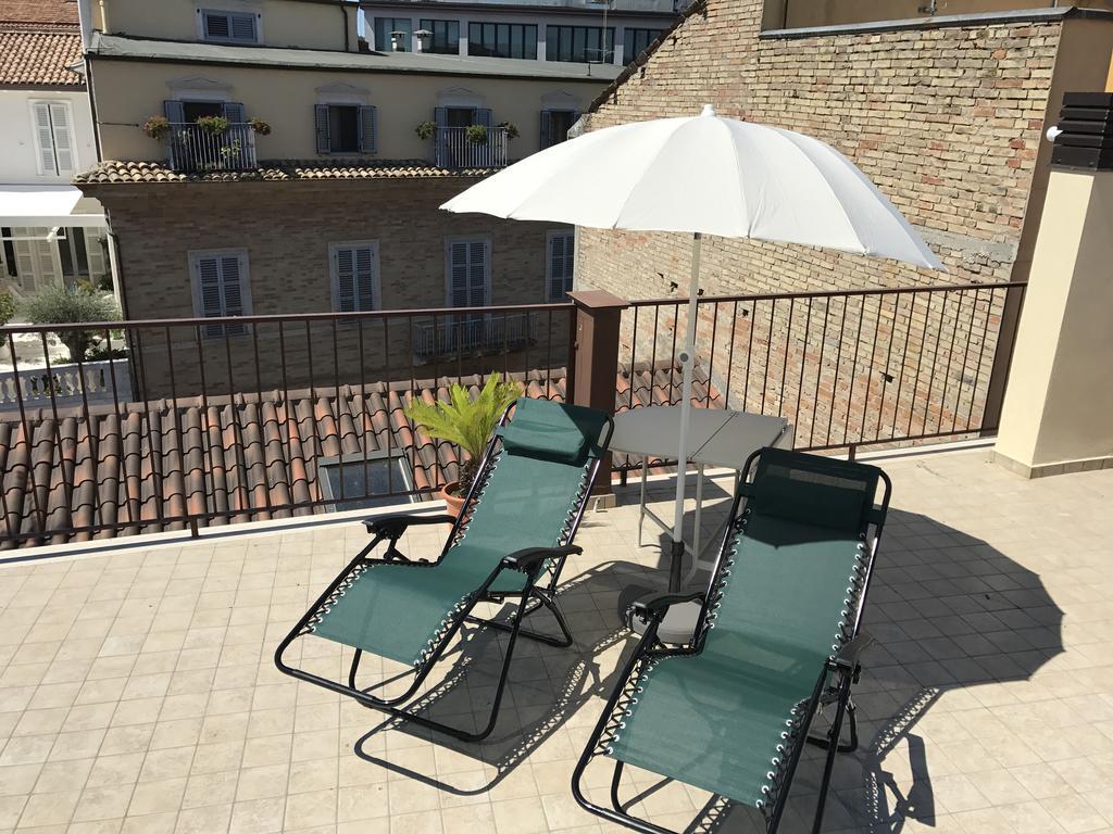 Mario Al Borgo Hotel San Benedetto del Tronto Bagian luar foto
