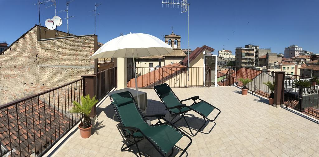 Mario Al Borgo Hotel San Benedetto del Tronto Bagian luar foto